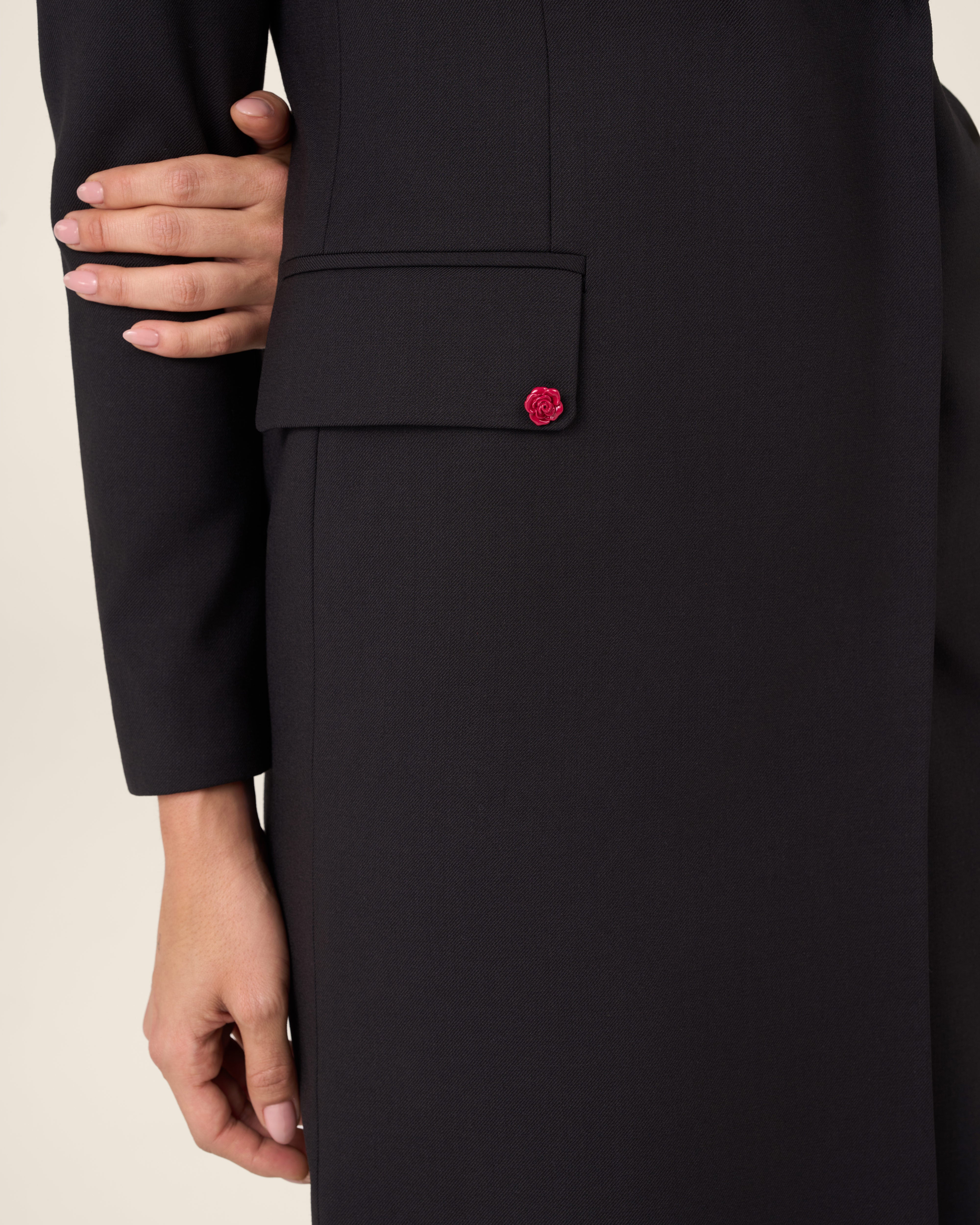 Fitted blazer dress with a slit